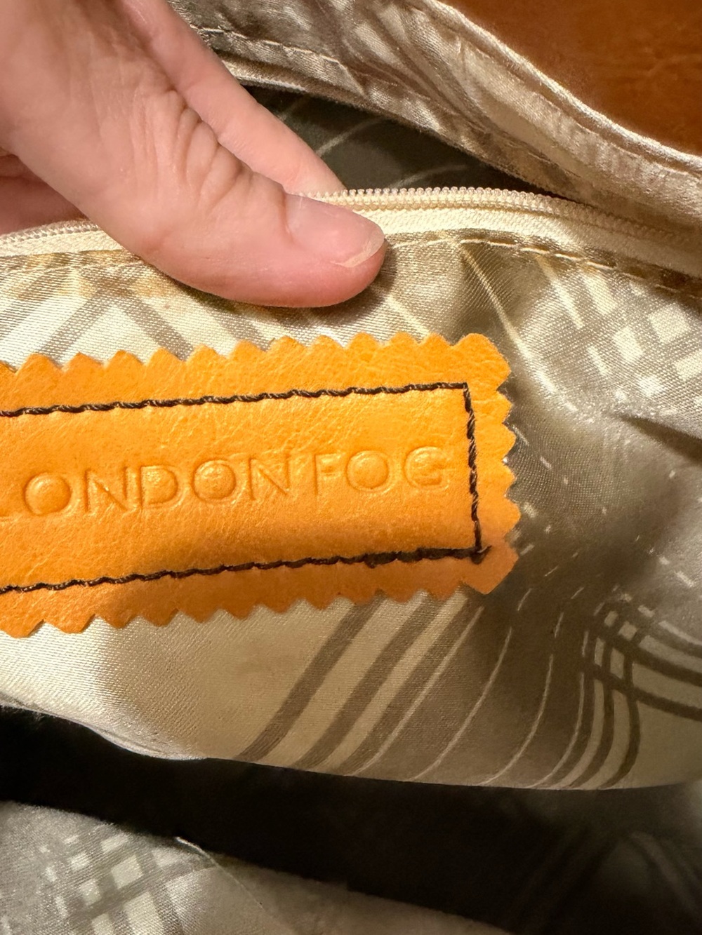 London Fog Large Mustard Yellow Structured Shoulder Tote - Picture 4 of 9